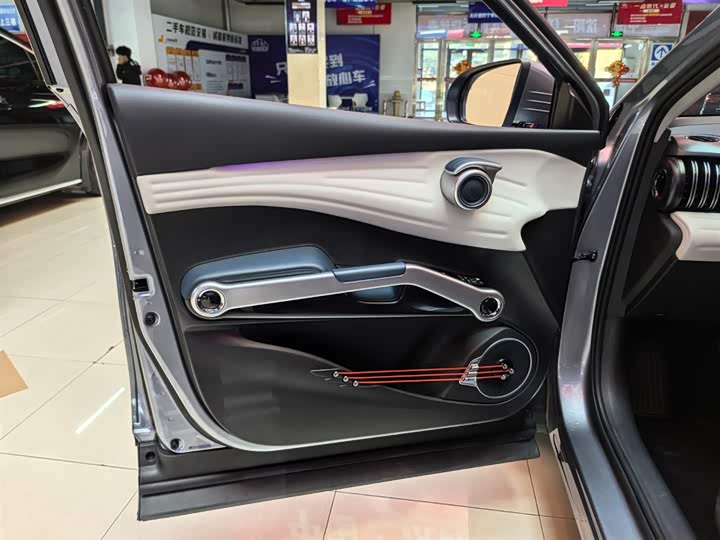 Фото 6 - BYD Yuan Plus