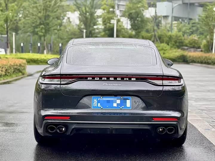 Фото 8 - Porsche Panamera