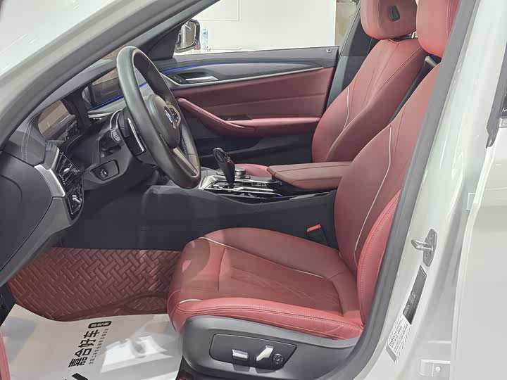 Фото 4 - BMW 5 Series