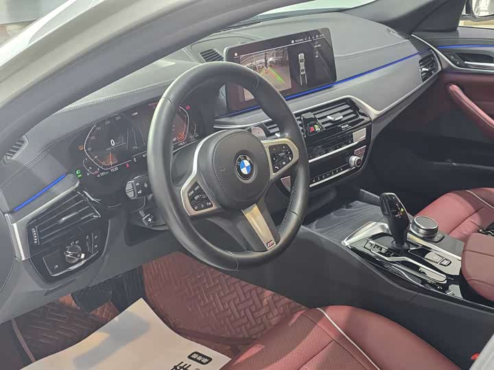 Фото 6 - BMW 5 Series