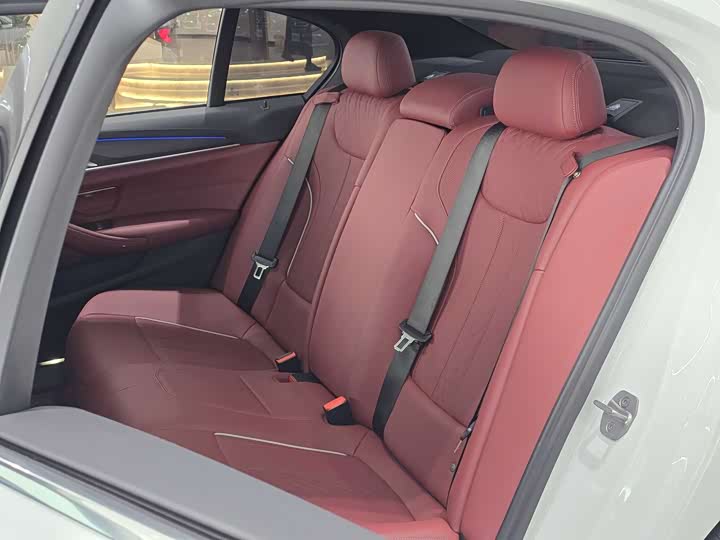 Фото 7 - BMW 5 Series