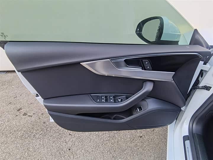 Фото 12 - Audi A5