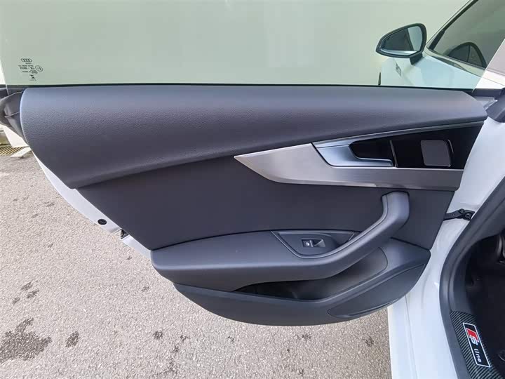 Фото 23 - Audi A5