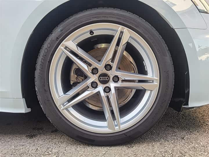 Фото 30 - Audi A5