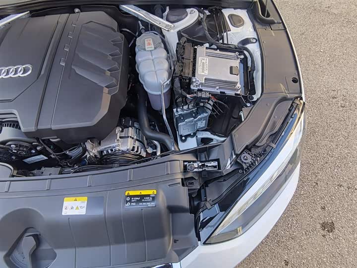 Фото 9 - Audi A5