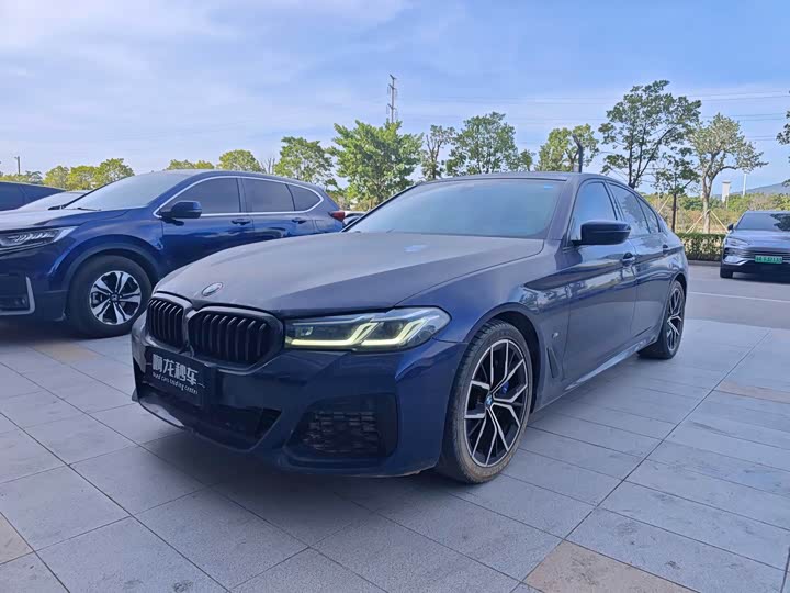 Фото 1 - BMW 5 Series