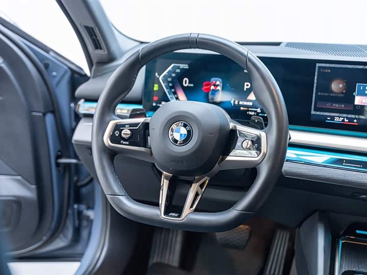 Фото 12 - BMW 5 Series