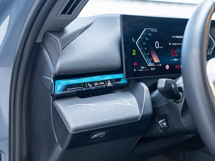 Фото 20 - BMW 5 Series