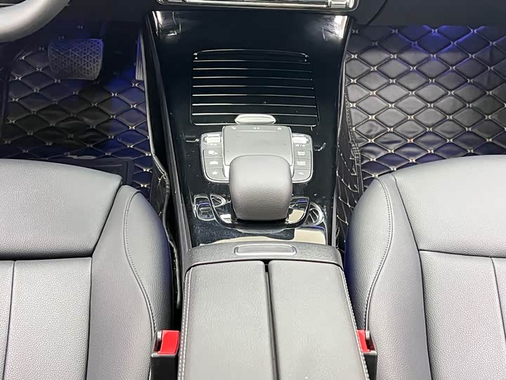 Фото 25 - Mercedes-Benz A-Class