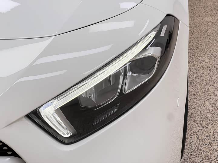 Фото 8 - Mercedes-Benz A-Class