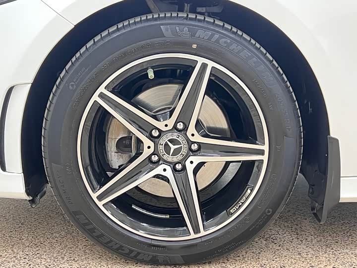 Фото 9 - Mercedes-Benz A-Class