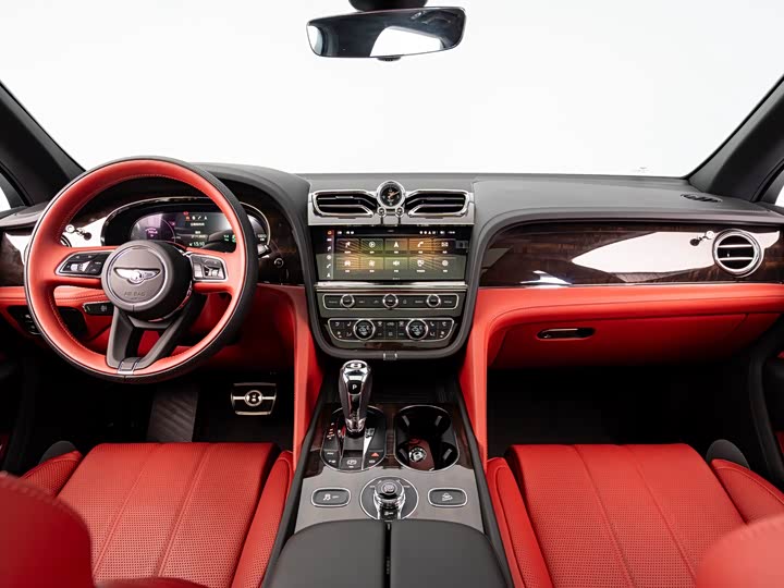 Фото 12 - Bentley Bentayga