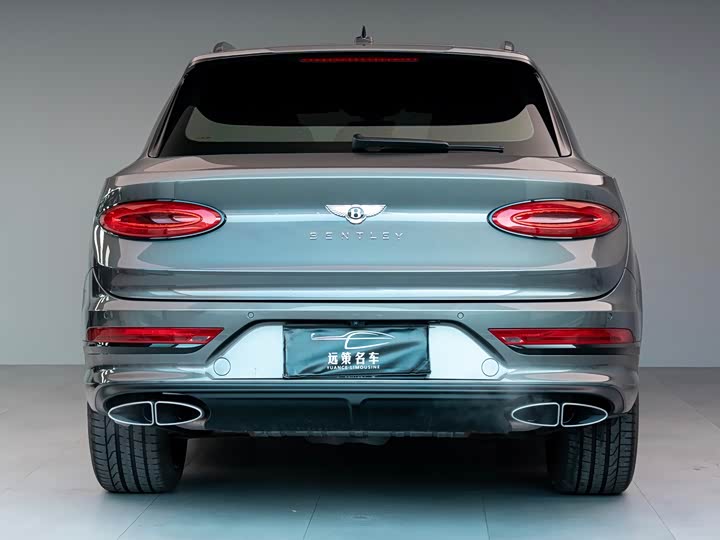 Фото 17 - Bentley Bentayga