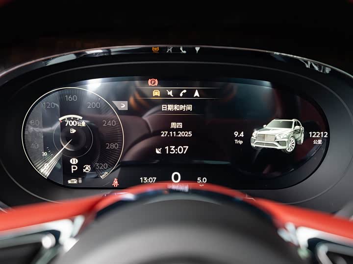 Фото 8 - Bentley Bentayga