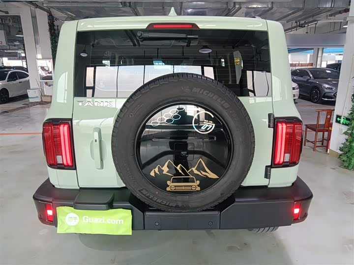 Фото 6 - Tank 300