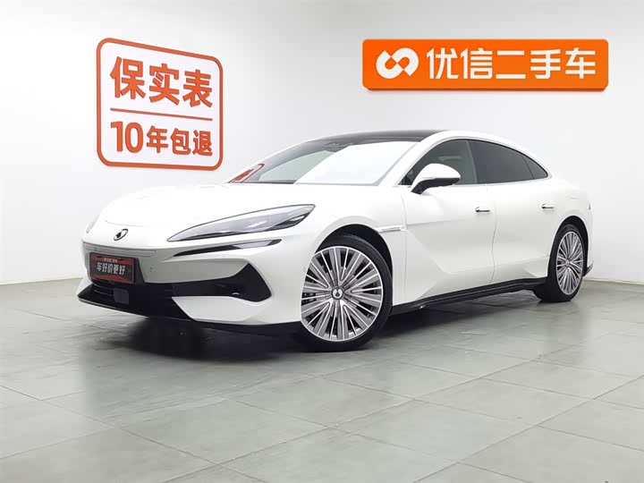 Фото 1 - Denza Z9