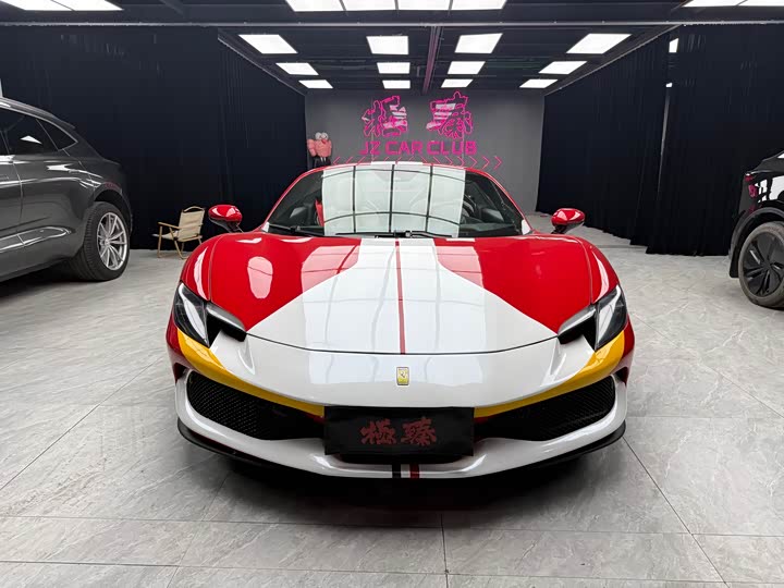 Фото 2 - Ferrari 296