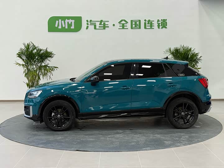 Фото 4 - Audi Q2L