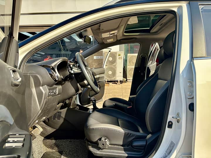 Фото 7 - Kia KX1