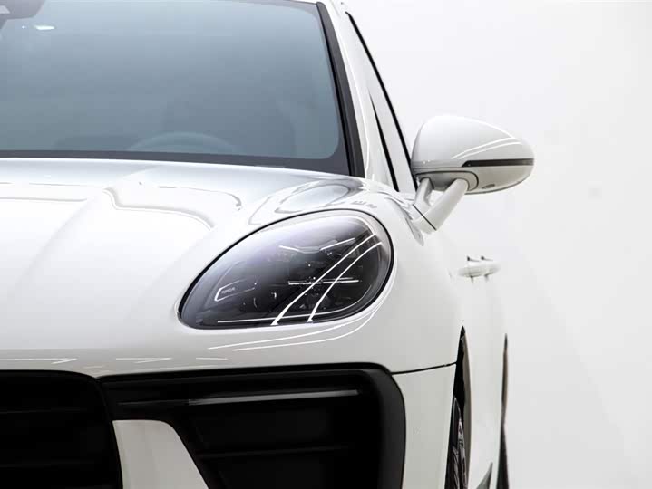 Фото 24 - Porsche Macan