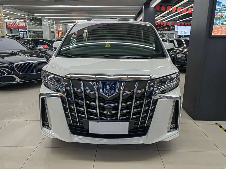 Фото 2 - Toyota Alphard