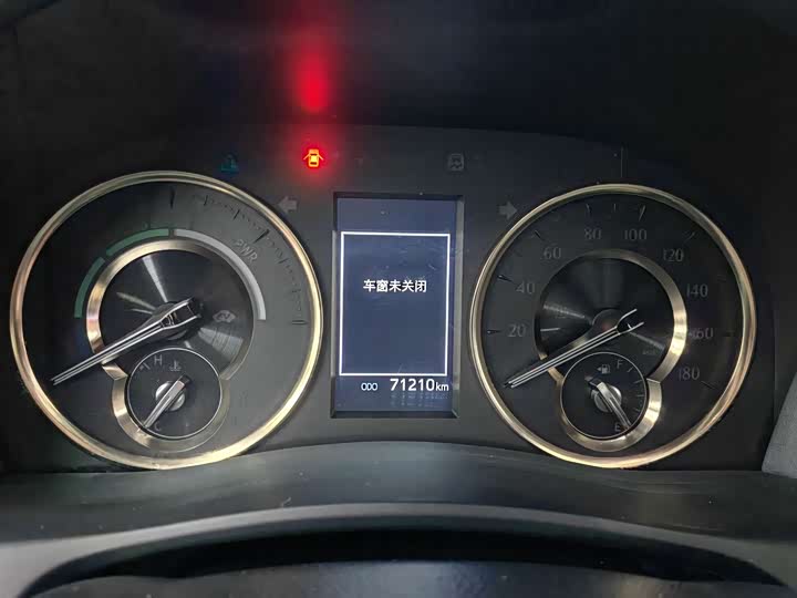 Фото 6 - Toyota Alphard