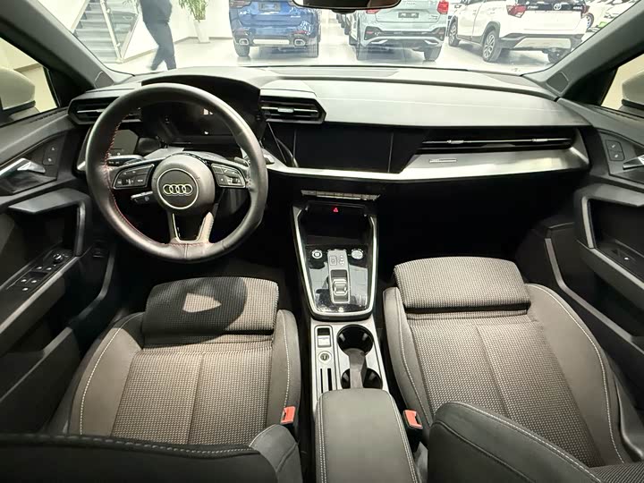 Фото 9 - Audi A3
