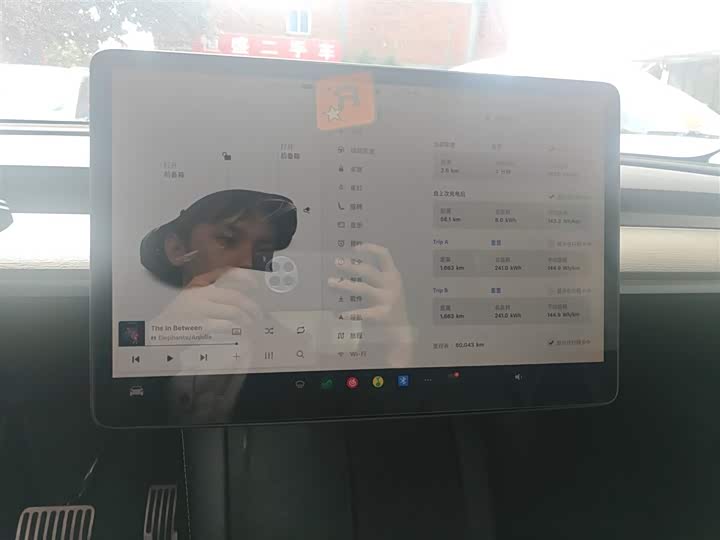 Фото 12 - Tesla Model Y