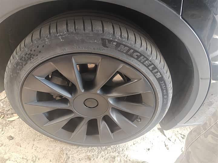 Фото 26 - Tesla Model Y