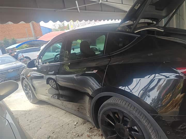 Фото 5 - Tesla Model Y