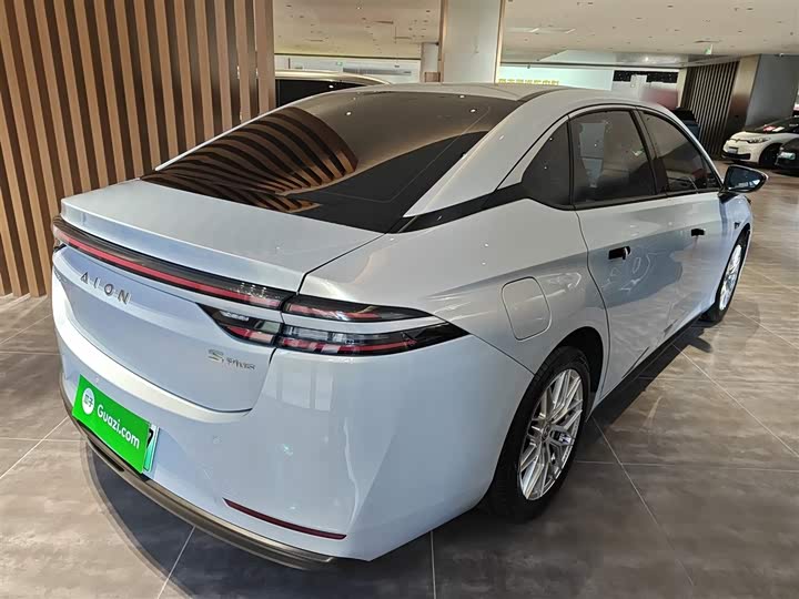 Фото 6 - GAC Aion S Plus