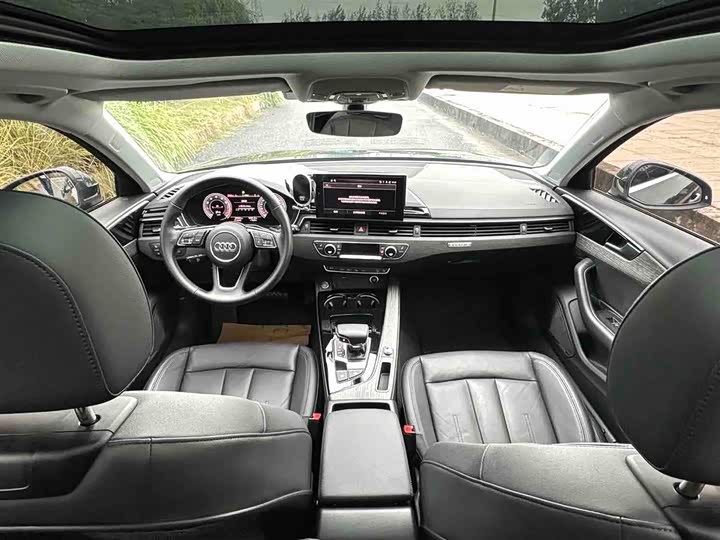 Фото 7 - Audi A4