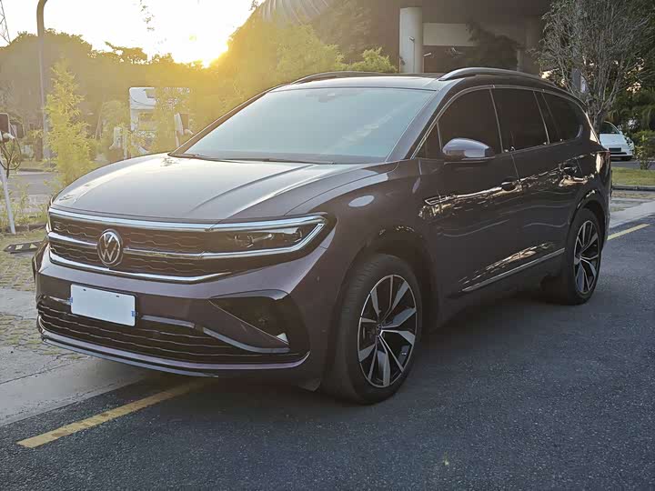 Фото 1 - Volkswagen Talagon