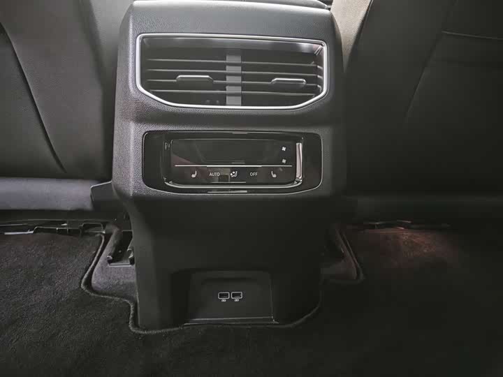 Фото 15 - Volkswagen Talagon