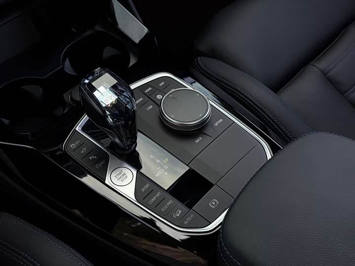 Фото 10 - BMW X4