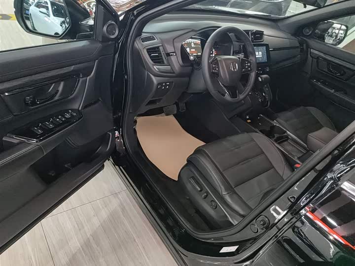 Фото 16 - Honda CR-V