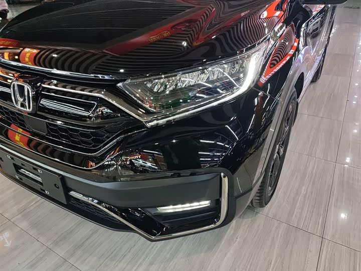 Фото 24 - Honda CR-V