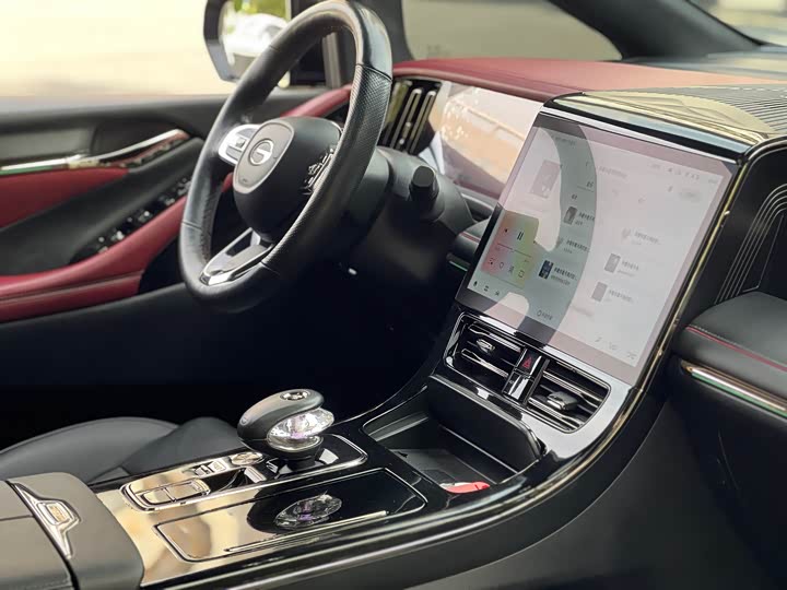 Фото 14 - GAC Trumpchi M8