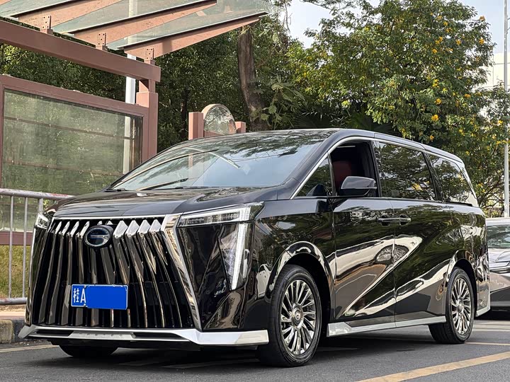 Фото 3 - GAC Trumpchi M8