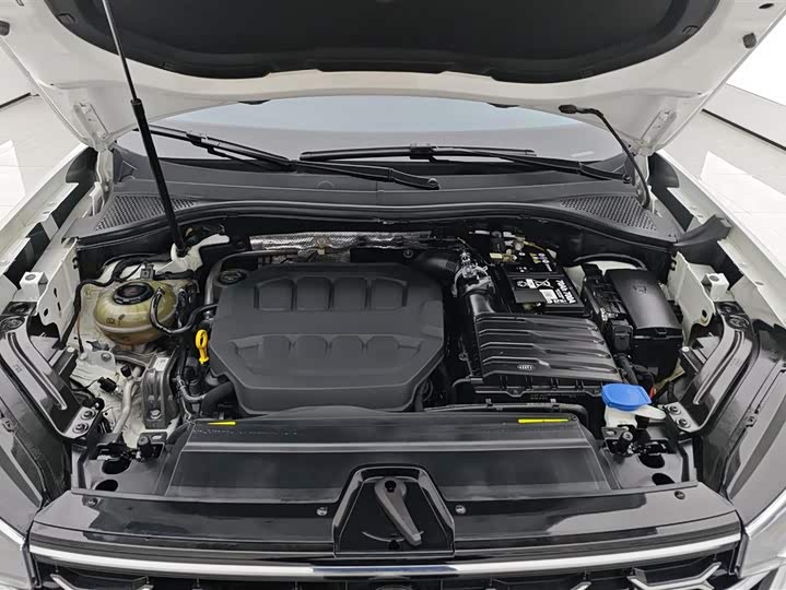 Фото 10 - Volkswagen Tayron