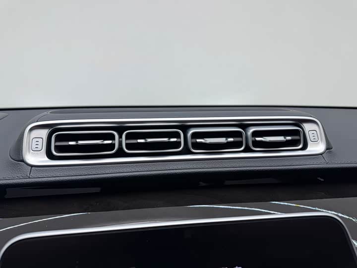 Фото 16 - Mercedes-Benz Maybach S-Class