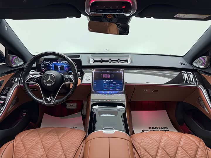 Фото 21 - Mercedes-Benz Maybach S-Class