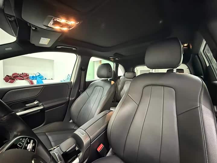 Фото 10 - Mercedes-Benz B-Class