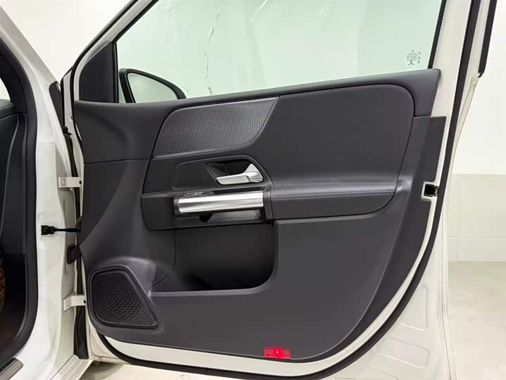 Фото 12 - Mercedes-Benz B-Class