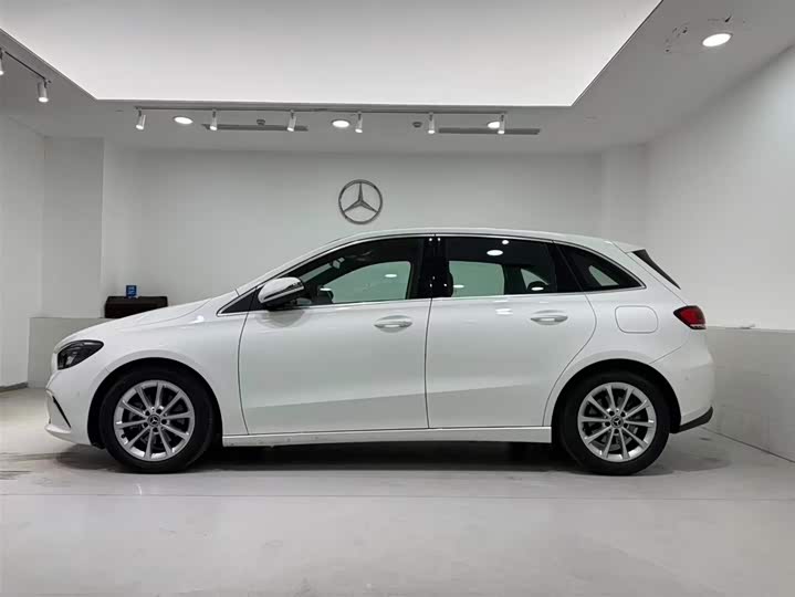 Фото 14 - Mercedes-Benz B-Class