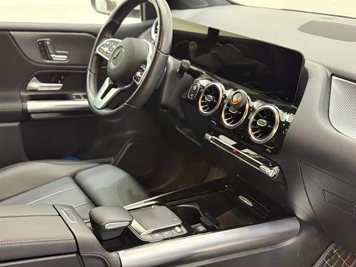 Фото 16 - Mercedes-Benz B-Class