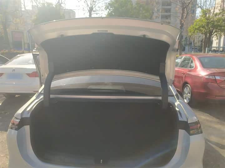 Фото 19 - GAC Aion S Max