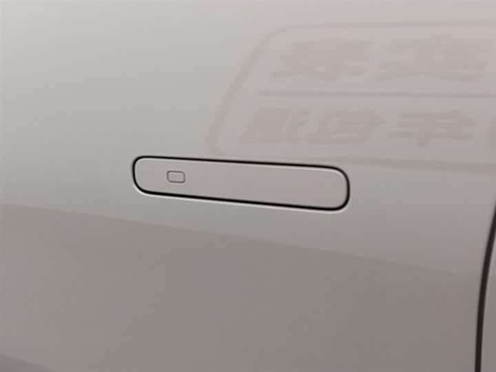 Фото 18 - XPeng Mona M03