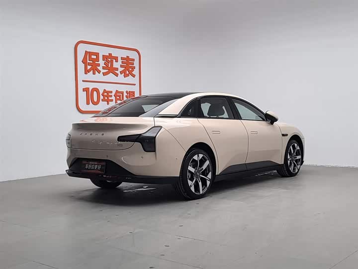 Фото 2 - XPeng Mona M03