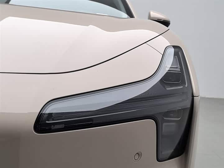 Фото 7 - XPeng Mona M03